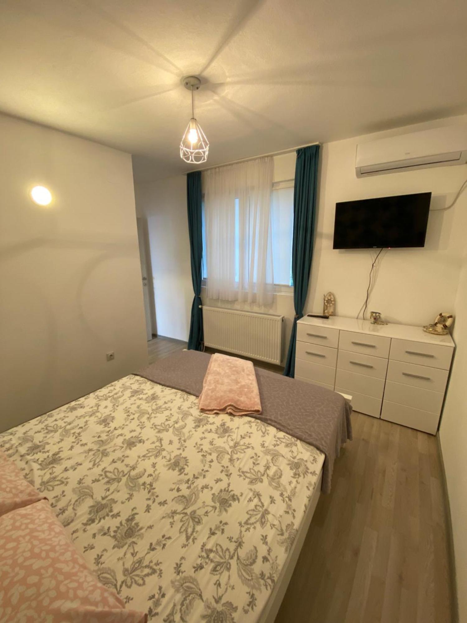 Apartments Bauo Будва Екстер'єр фото